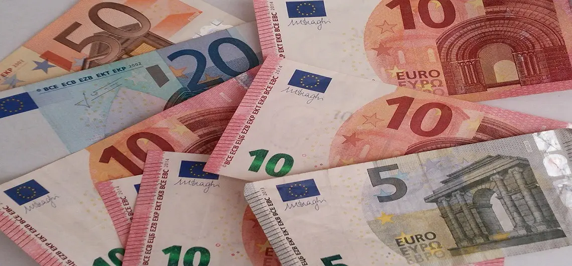money-1328228_960_720
