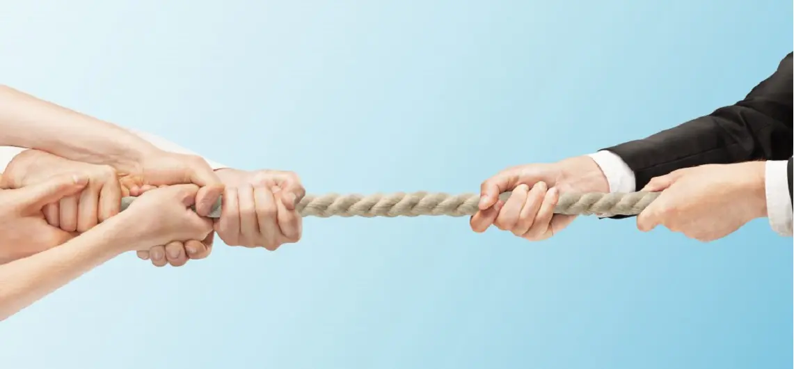 HRHQ -the-talent-war