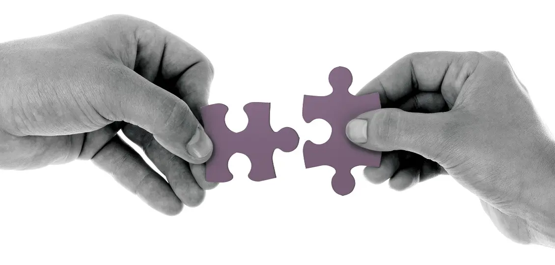 black-and-white-connect-hand-164531