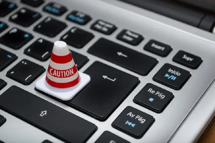 caution-1776643_960_720