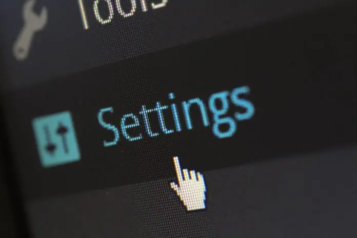 screenshot of cursor over "settings" link
