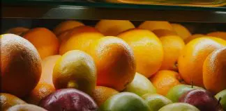 lots of apples and oranges