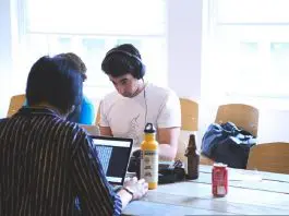 2 contract office workers