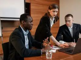 team leader meeting team