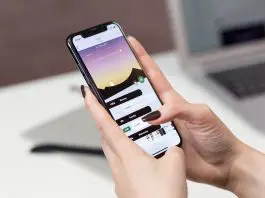 mobile phone on social media