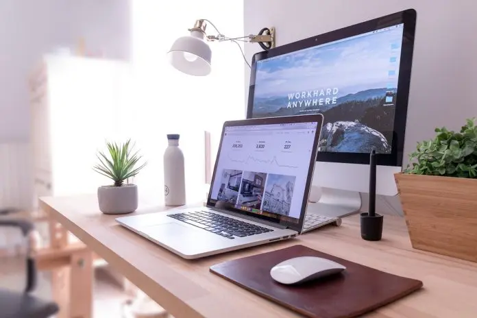 HRHQ Remote work poll HRHQ Remote work poll