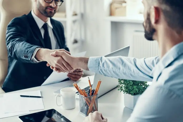 HRHQ Employment contract New employee signing contract