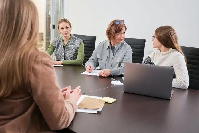 HRHQ Changing the Hiring Conversation HRHQ Changing the Hiring Conversation