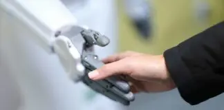 Robotic and human hand