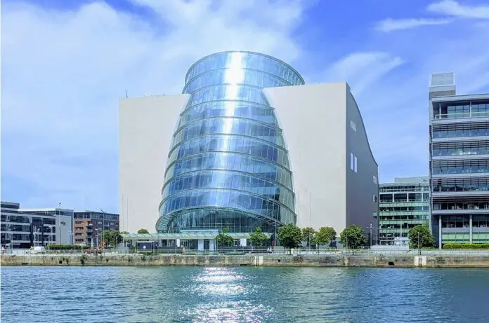 HRHQ- Central Bank of Ireland Dublin Dublin skyline