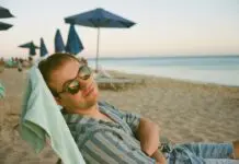Irish workers need 10 days off to fully recharge Irish employee relaxing